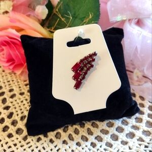 Re-inspired Ruby Red Gem Vintage Brooch pin Garnet